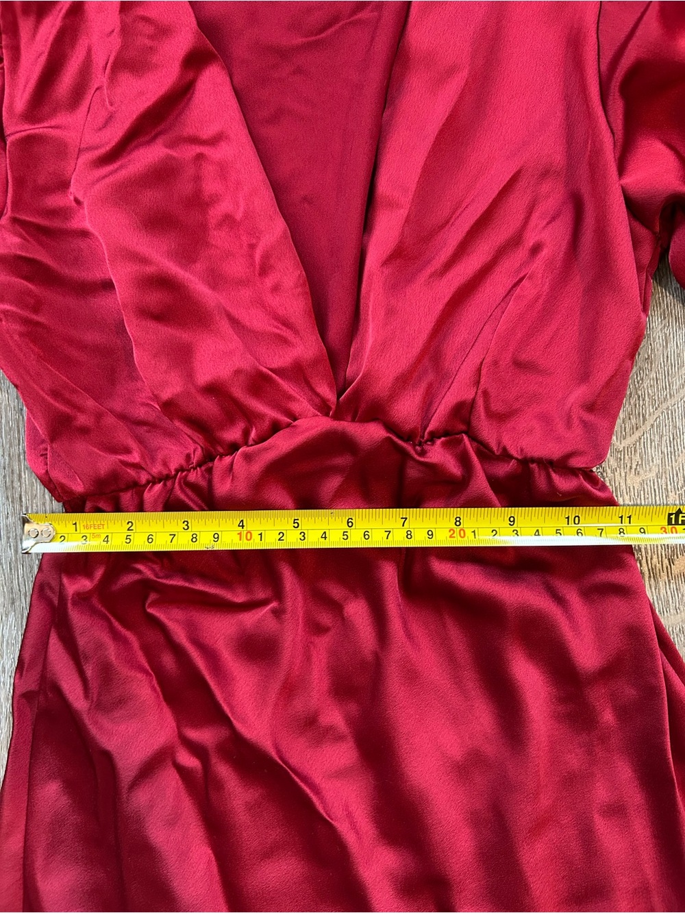 Boohoo Deep Red Satin V-Neck Maxi Dress with Puff Sleeves - Picture 4 of 4